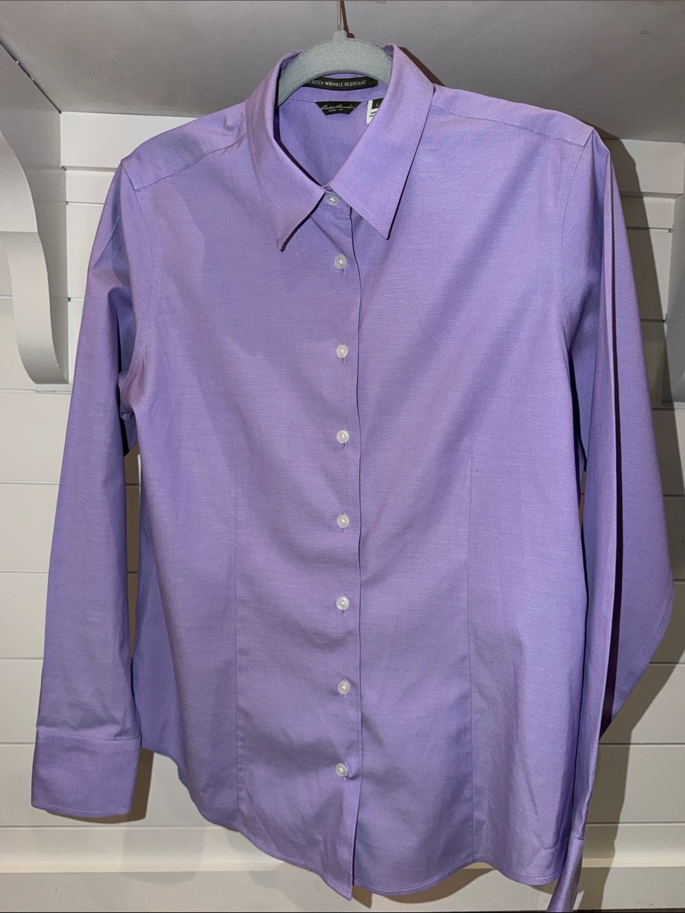 Women’s Eddie Bauer stretch wrinkle resistant blouse
